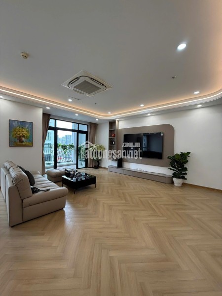 Chung cư cao cấp Time City tòa T4 , căn 2PN 2 WC , giá 7,x tỷ