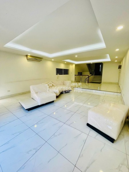 BÁN NHÀ CĂN LÔ GÓC TÂY HỒ – 86M², 5 TẦNG, MT 17M – Ô TÔ TRÁNH, KINH DOANH ĐỈNH – GIÁ 25 TỶ