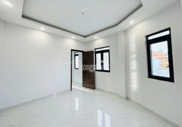QUẬN 8 – CĂN GỐC ĐƯỜNG NỘI BỘ CÔNG VIÊN BÔNG SAO – XE HƠI TRONG NHÀ - 53M2 - 5 TẦNG BTCT - NHỈNH 8