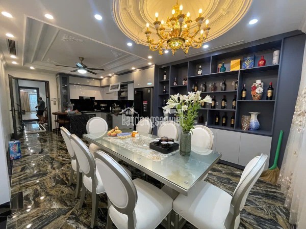 Vip!Nhà Nguyễn Văn Cừ 55M,7 tầng thang máy, ngõ thông, gara ô tô.KD đỉnh.Nhỉnh 18 tỷ
