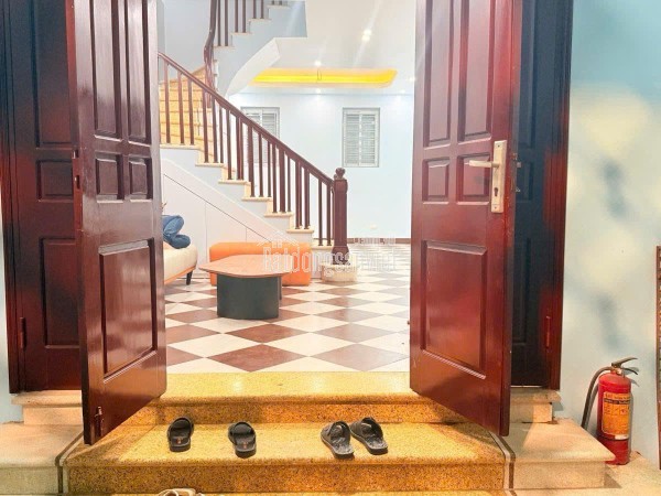 NHÀ XUÂN ĐỈNH - 60M 5 TẦNG MỚI ĐẸP - GẦN PHỐ - TIỆN ÍCH HÀNG NGÀN 
SỔ ĐỎ NỞ HẬU