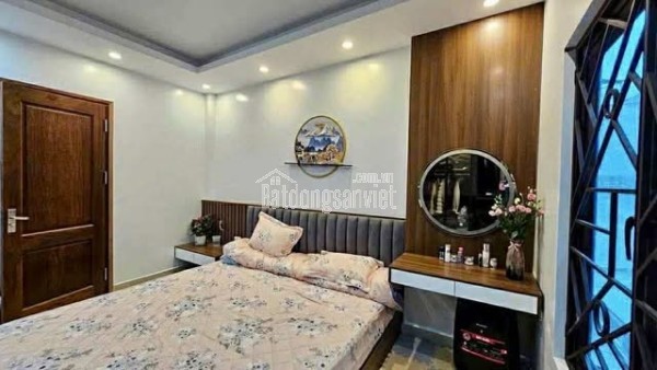 TRUNG TÂM MỸ ĐÌNH – 5 TẦNG – GẦN SÂN VẬN ĐỘNG – NHÀ ĐẸP Ở NGAY