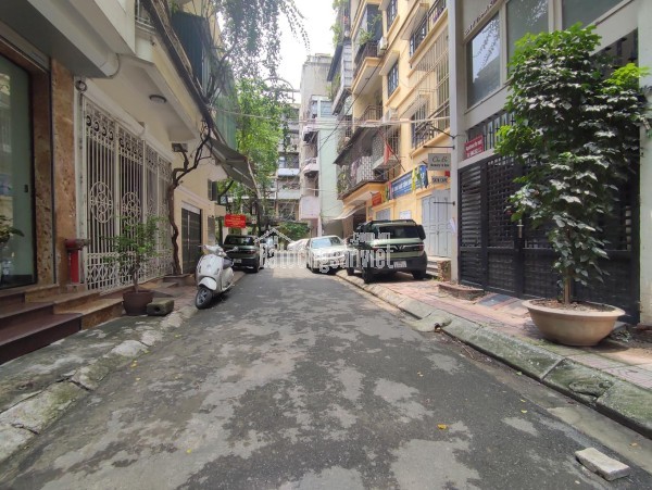 LÔ GÓC.MẶT CHÍNH 6.5M.DT 63M2XÂY 7 TẦNG THANG MÁY PHỐ HOÀNG ĐẠO THÀNH – NGUYỄN XIỂN – KIM GIANG.