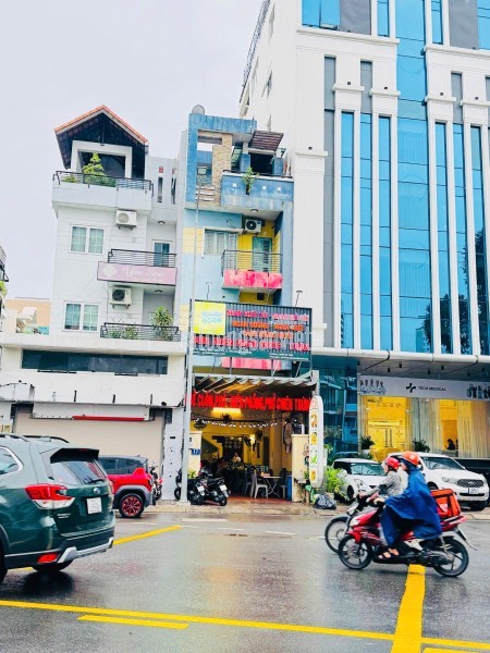 Bán Nhà Mặt Tiền 17 Hoàng Minh Giám, Đức Nhuận