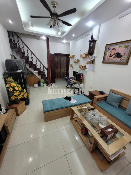 🔥🔥ĐỐNG ĐA - CHỈ 8 TỶ CÓ NHÀ 33M X 4 TẦNG - NGÕ THÔNG, KINH DOANH, 10M RA Ô TÔ TRÁNH, Ô TÔ DỪNG