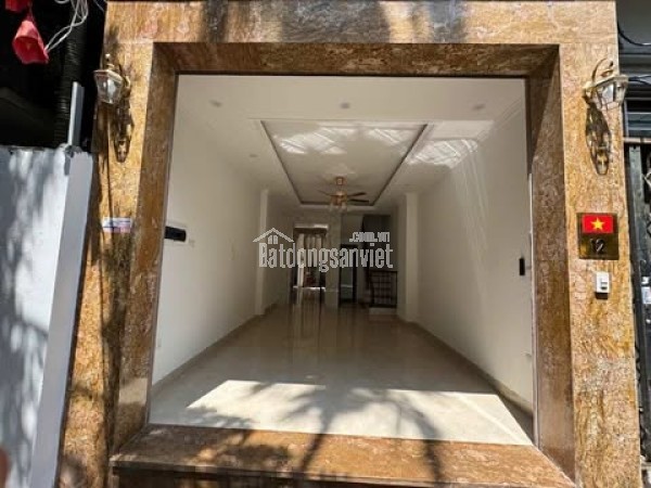 Nhà mới đẹp lung linh, Ô tô đỗ cửa, ngõ thông, thoáng trước sau, gần QL32 ga tàu cao tốc trên cao,