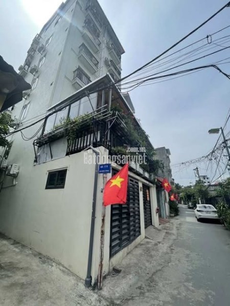 Nhà mới đẹp lung linh, Ô tô đỗ cửa, ngõ thông, thoáng trước sau, gần QL32 ga tàu cao tốc trên cao,