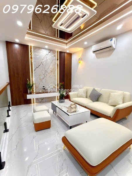 NHÀ ĐẸP HÀ ĐÔNG Ở NGAY. ĐƯỜNG THÔNG HÈ THOÁNG, CÁCH ĐƯỜNG LỚN 10M