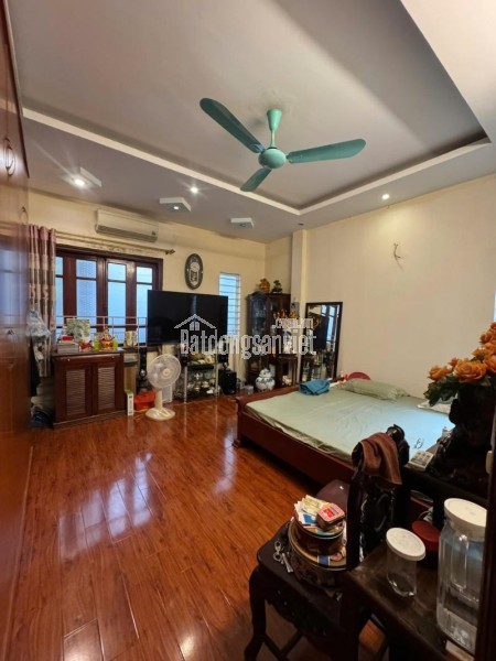 KHÂM THIÊN - CHỈ 6.4TỶ CÓ NHÀ 30M X 4TẦNG - NGÕ THÔNG THOÁNG