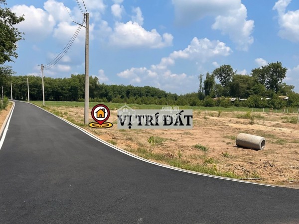 Đất liền kề chợ trường UBND Minh Thạnh Bình Dương (cũ)