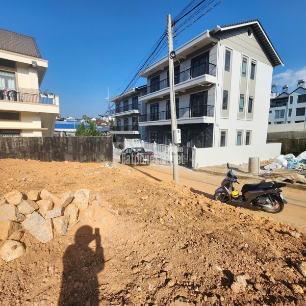 BÁN ĐẤT BIỆT THỰ VẠN HẠNH P. LÂM VIÊN - ĐÀ LẠT - 345M2, GẦN THUNG LŨNG TÌNH YÊU - 11.5 TỶ