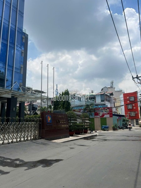 Chính Chủ Bán Hxh Điện Biên Phủ, P.17, Q. Bình Thạnh. Dt: (4.4 X 33m), Chỉ 19 Tỷ, Tell: