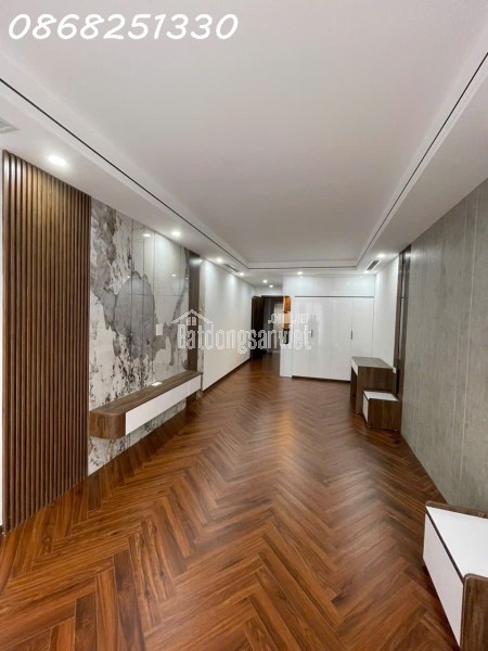 BÁN NHÀ MẶT PHỐ KIM ĐỒNG – 50m², 6 TẦNG, THANG MÁY, Ô TÔ ĐỖ TRONG NHÀ – 21 TỶ