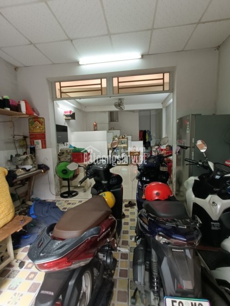 NHÀ CAO 4 TẦNG 3PN, 3WC - TRUNG TÂM QUẬN BÌNH TÂN - GIÁ CHỈ 3.85 TỶ