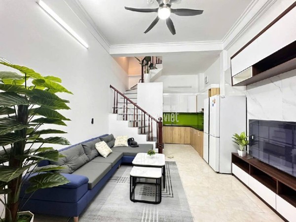 Bán nhà đẹp - Trung tâm Cầu Giấy - 30m2 4 tầng nhỉnh 8 tỷ