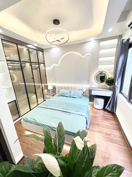 HOÀNG HOA THÁM 45M,4 NGỦ GIÁ 8,1 TỶ,FULL NỘI THẤT,NGÕ THÔNG,NỞ HẬU ĐẸP