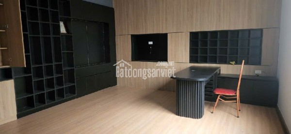 Chuyển Đổi Tài Sản - Bán Gấp Toà Nhà 5 Tầng - Trục Đường Phan Đăng Lưu - Gần Núi Thành - Bệnh Viện