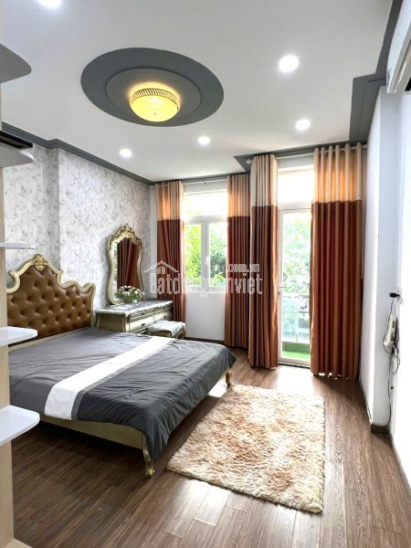 CHÍNH CHỦ 1 ĐỜI cần bán gấp! Hẻm Xe Hơi, 64M² 3 Tầng/4pn, Nhỉnh 8 Tỷ TL!