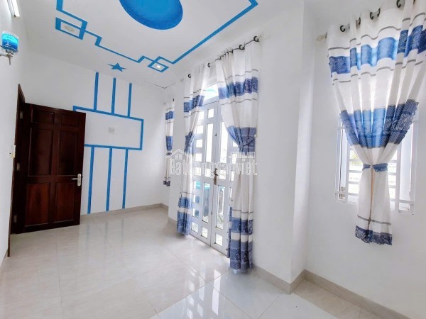 MUA 1 ĐƯỢC 2 - Bán nhà TRỆT LẦU MỚI ĐẸP LỘ Ô TÔ CPXD