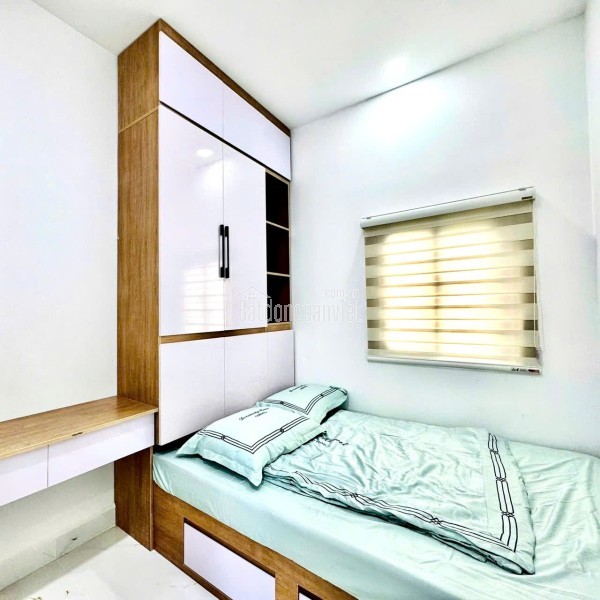 4Tỷ 680: Phường Tân Định Quận 1- Nở hậu 4.1m- Căn góc 2 Tầng 2 Phòng ngủ FULL nội thất. 0933910039
