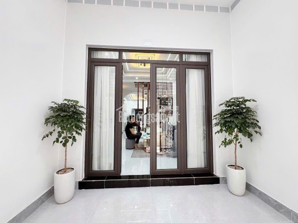 Bán nhà ngõ Nguyễn Thái Học, Đống Đa: 32m2 x 4 tầng, 4 ngủ, SĐCC, 5.6 tỷ