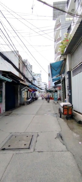 Bán nhà 2 tầng hẻm 258 Dương Bá Trạc P2 Q8