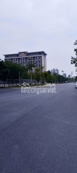 42m2 LÔ GÓC 3 THOÁNG, Ô TÔ NGỦ TRONG ĐẤT, KHU QUÂN ĐỘI PHÂN LÔ, GIÁ ĐẦU TƯ.