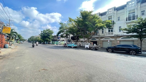 Kẹt tiền bán lô đất nên tại HCM chỉ 3,x tỷ