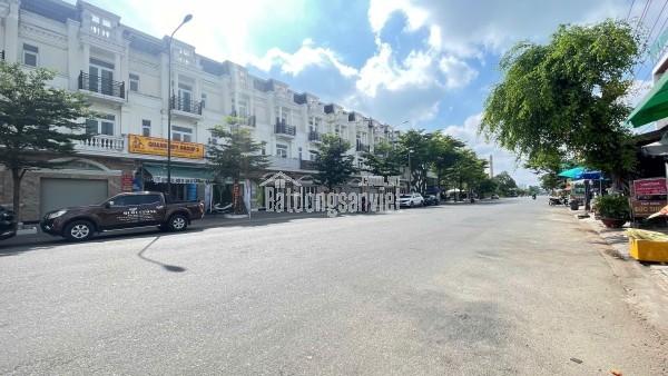 Kẹt tiền bán lô đất nên tại HCM chỉ 3,x tỷ