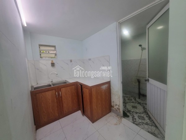 HẺM XE HƠI THẲNG MỘT TRỤC PHAN VĂN HÙM - ~ 35m2 - 2 TẦNG - NGAY TRUNG TÂM ẨM THỰC SONG HÀNH -