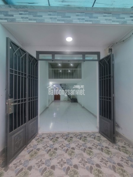 HẺM XE HƠI THẲNG MỘT TRỤC PHAN VĂN HÙM - ~ 35m2 - 2 TẦNG - NGAY TRUNG TÂM ẨM THỰC SONG HÀNH -