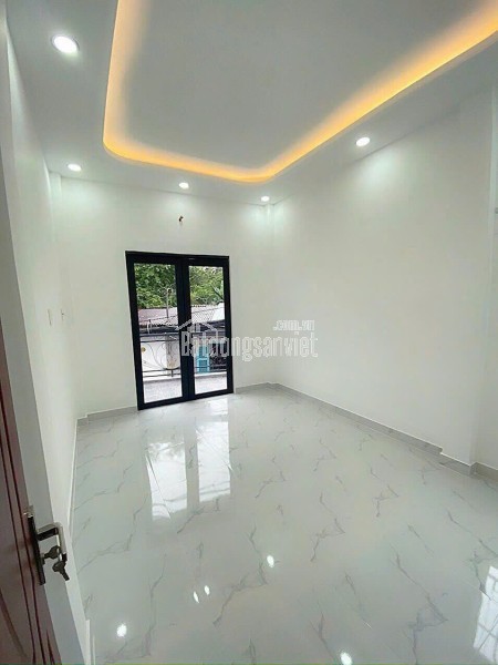 Nhà 3 lầu+ST Ba Đình P8Q8, Giá : 4 Tỷ (Bớt lộc)