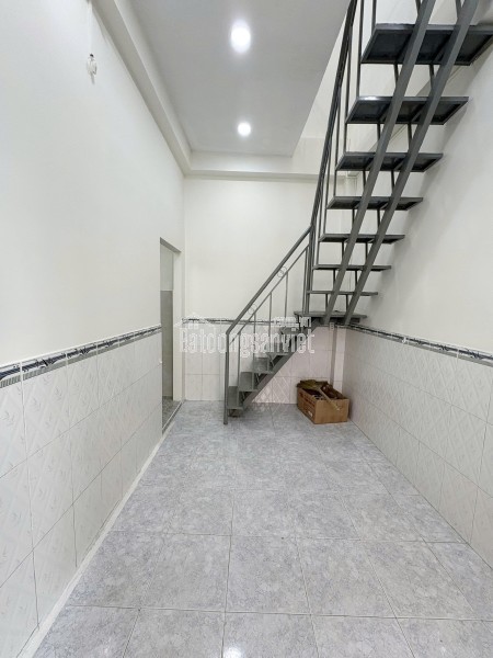Nhà mới hẻm 1225 Phạm Thế Hiển P5Q8 (ko lộ giới)