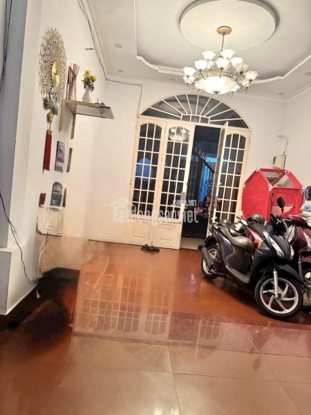 Bán nhà 4 tầng hẻm ba gác Âu Dương Lân P3 Q8