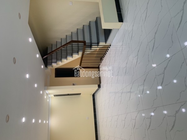 Bán nhà Ngọc Thuỵ Long Biên 32m, nhỉnh 6 tỷ (TL)