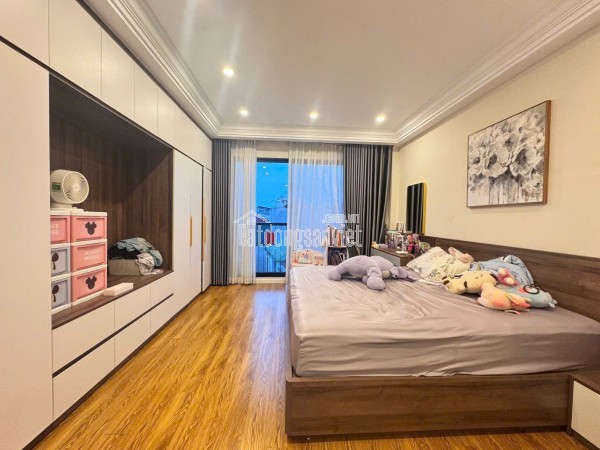Siêu Phẩm Mặt Phố Nguyễn Lam, KD đỉnh,Hàng Xóm Vinhome,155M,MT 8M,ô tô tránh,hơn 30 tỷ