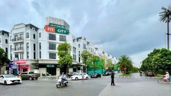 Siêu Phẩm Mặt Phố Nguyễn Lam, KD đỉnh,Hàng Xóm Vinhome,155M,MT 8M,ô tô tránh,hơn 30 tỷ