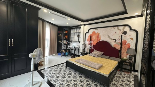 LÔ GÓC - Mặt Phố Hoàng Sâm (Nguyễn Văn Huyên) 61/80m, 8T Thang máy, MT 18m 43 Tỷ