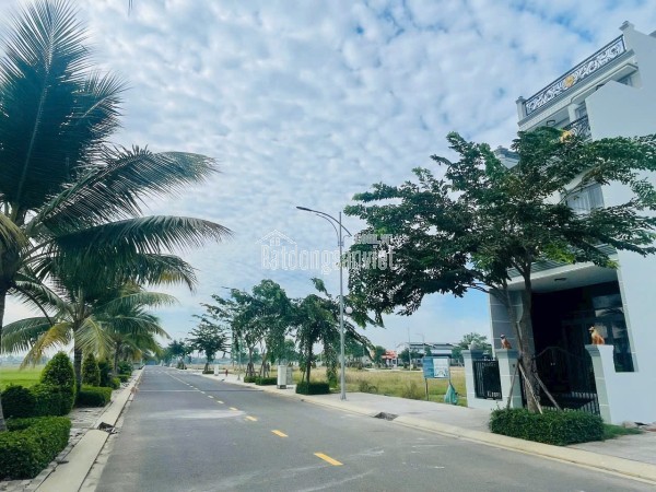 BÁN LÔ ĐẤT NỀNGẤP CHO CON ĐI DU HỌC LIỀN KỀ ECOPARK 1,9TY 90M2 CÓ GỬI LỘC KHÁCH THIỆN CHÍ MUA NHANH