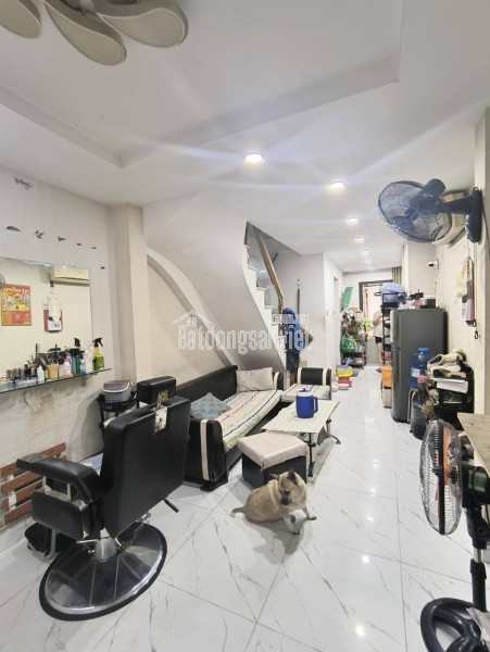 HẺM NHỰA XE TẢI SẠCH ĐẸP, 2 MẶT HẺM TRƯỚC SAU, CÓ CỬA SAU - KHU VIP DÂN TRÍ - ĐANG CHO THUÊ, PHÙ