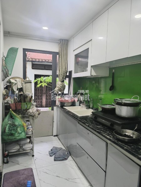 HẺM NHỰA XE TẢI SẠCH ĐẸP, 2 MẶT HẺM TRƯỚC SAU, CÓ CỬA SAU - KHU VIP DÂN TRÍ - ĐANG CHO THUÊ, PHÙ
