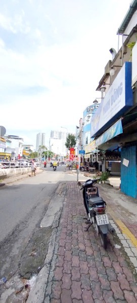 Nhà 4 tầng mặt tiền kinh doanh đường Phạm Hùng P5 Q8