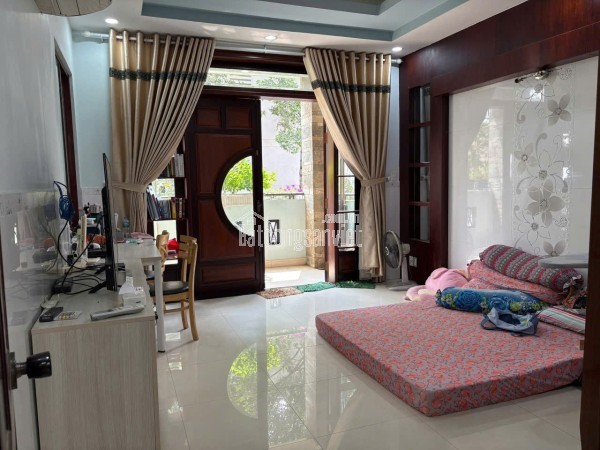 Nhà 4 tầng khu Cao Lỗ VIP P4 Q8, Giá : 21.5 Tỷ (TL)