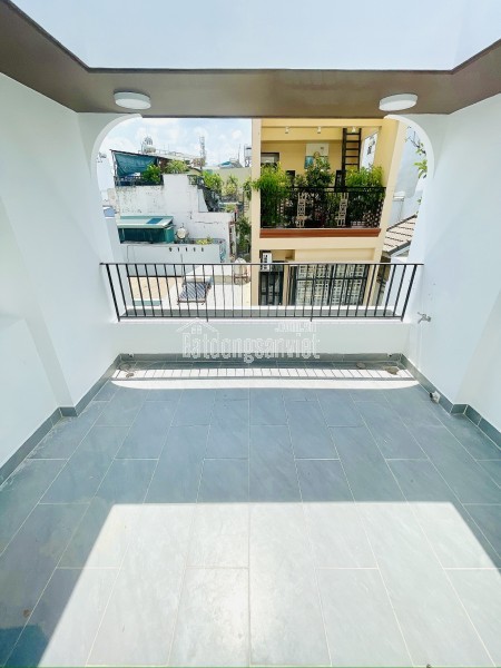 MẶT TIỀN KINH DOANH VĨNH HỘI
CÓ 10 TỶ