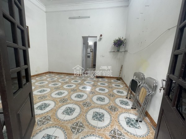 Bán nhà Hồng Tiến, Long Biên 36m, nhỉnh 5 tỷ