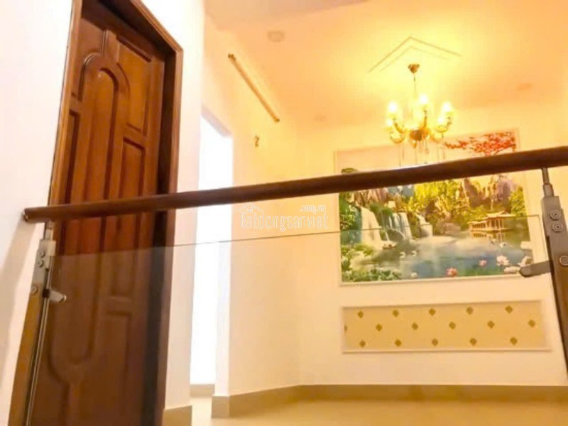 63.4m2 - Giá 7.4 tỷ - Ngang 6.2m HXH Phạm Hữu Lầu kế chợ Phước Long Q7