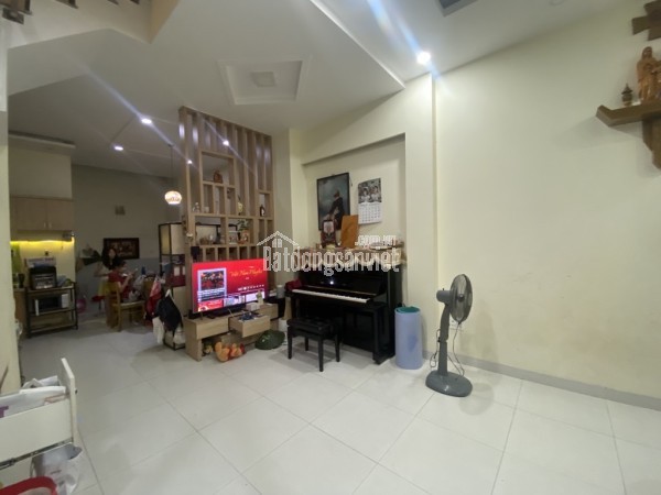 BÁN NHÀ ĐẸP 5.25 TỶ PHƯỜNG LONG TRƯỜNG, QUẬN 9 GẦN ĐƯỜNG NGUYỄN DUY TRINH