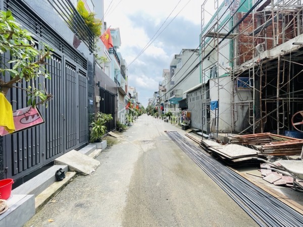 BÁN NHÀ ĐẸP 5.25 TỶ PHƯỜNG LONG TRƯỜNG, QUẬN 9 GẦN ĐƯỜNG NGUYỄN DUY TRINH