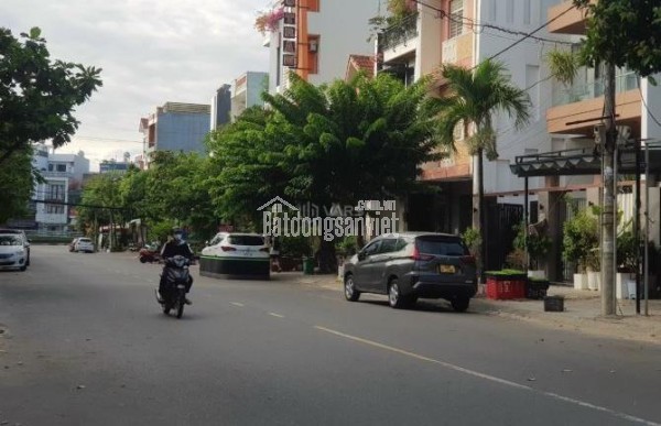 GẤP BÁN!!! Mặt tiền 10m5 Huỳnh Ngọc Huệ, 100m2, 3 tầng, full nội thất, nhỉnh 8 tỷ bớt lộc