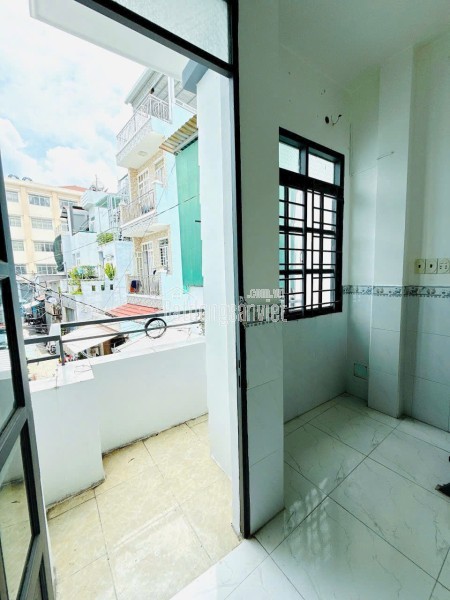 Nhà diện tích khủng 96m2 gần MT Hưng Phú P.Chánh Hưng